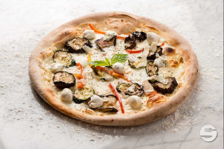 Pizza Arlecchino Bianco - Pizzeria Ristorante Molino