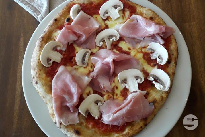 Prosciutto e funghi - Cucina 41