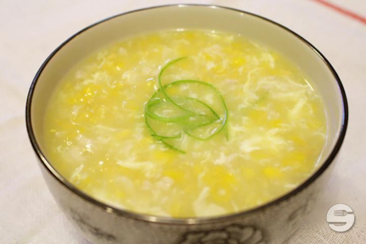 204. Sweet corn and chicken soup - Palais Bonheur