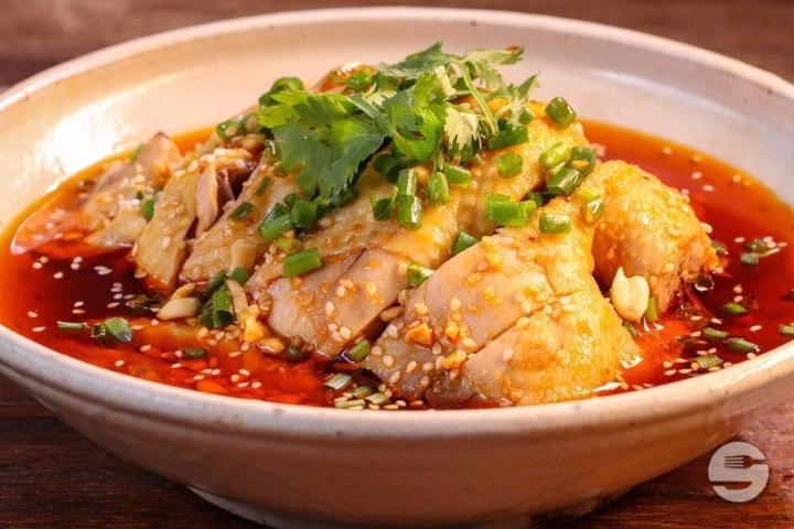 401. Cold cut of steamed chicken in chilli sauce - Palais Bonheur