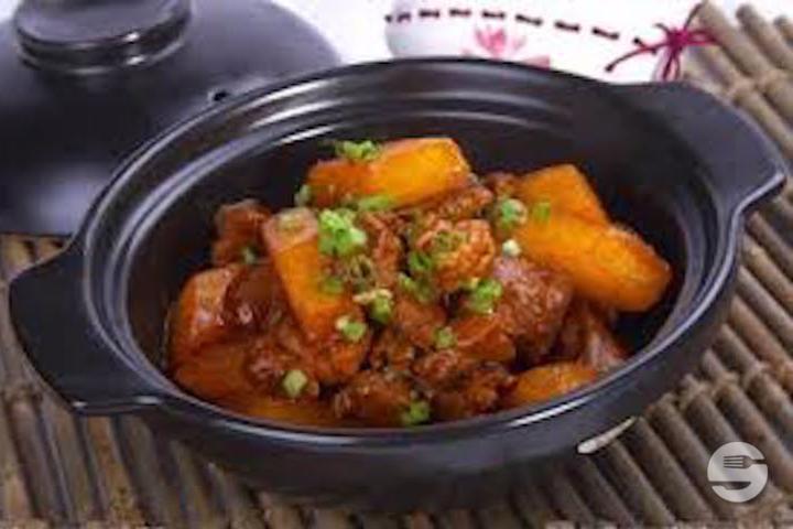 608. Stewed beef with potatoes - Palais Bonheur