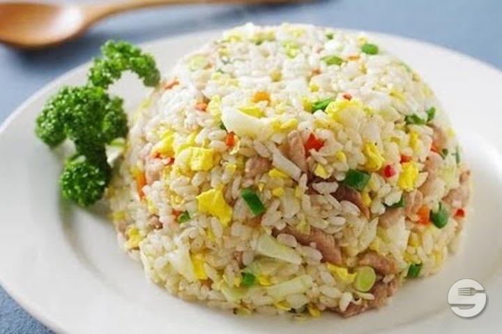 1303. Fried rice with beef / bbq pork / chicken / shrimps / vegetables - Palais Bonheur