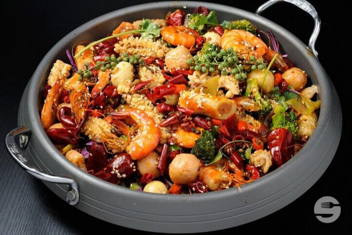 110. Chinese spicy pot - Palais Bonheur