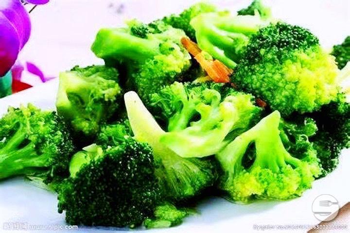 Brocolis Sautées - La Saison