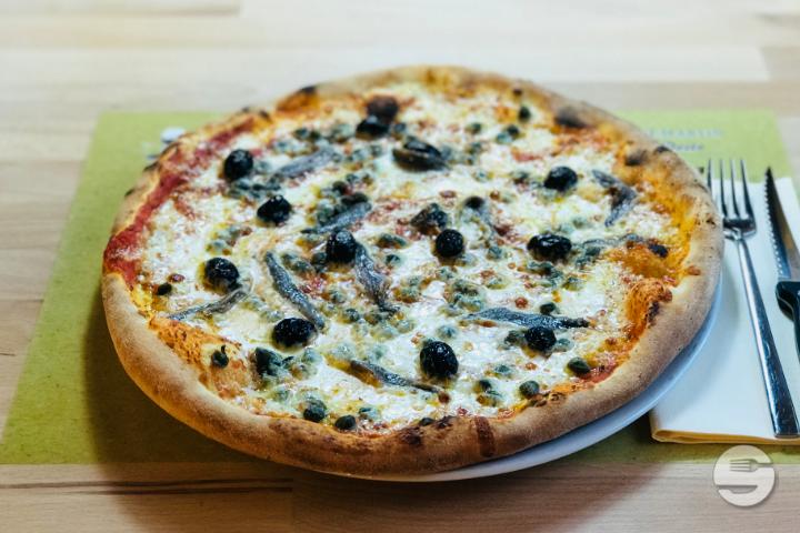 Pizza Napoli - Gasthof St-Martin