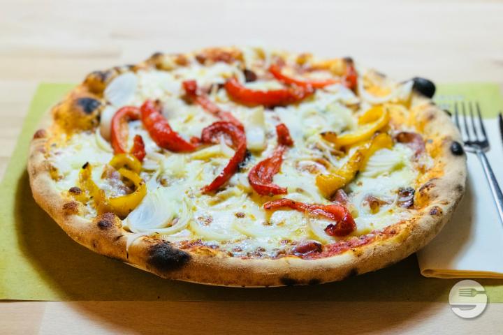 Pizza della Nona - Gasthof St-Martin