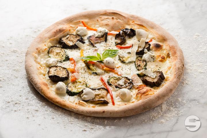 Pizza Arlecchino Bianco - Pizzeria Ristorante Molino (Glattzentrum)