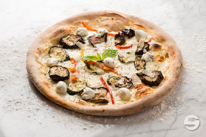 Pizza Arlecchino Bianco - Pizzeria Ristorante Molino