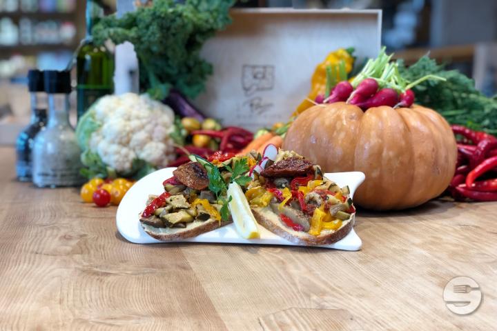 Grilled Vegetables Tartine - Le Pain Quotidien