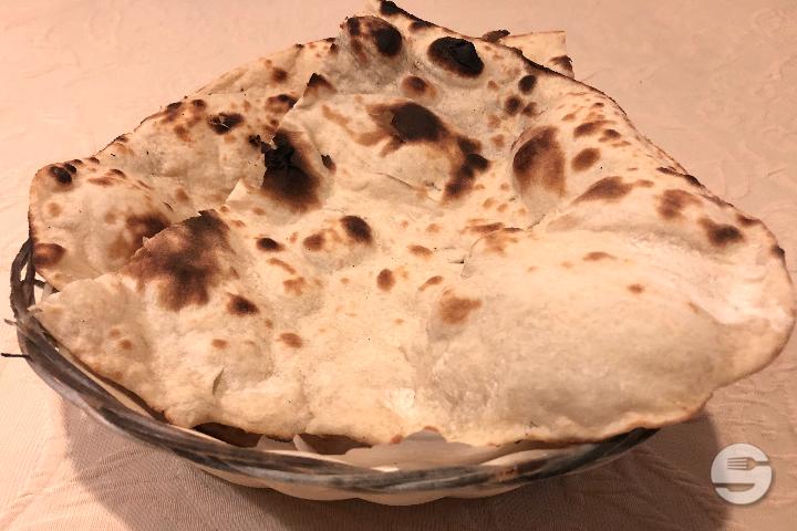 193 Naan (with or without Butter) - Tandoor
