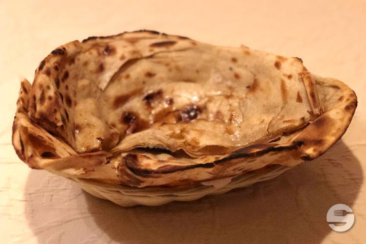 195 Bharwan Naan - Tandoor