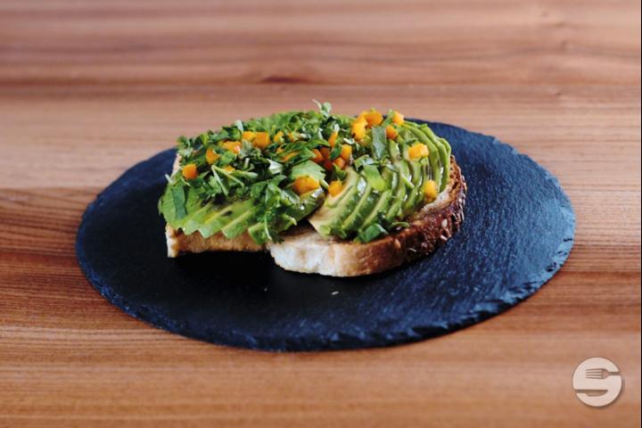 Avocado Toast - La Esquina