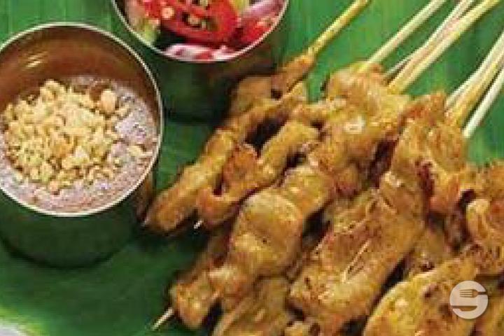 Poulet - Satay Spiess mit Erdnusssauce (4 Stück) - Tamnam Siam