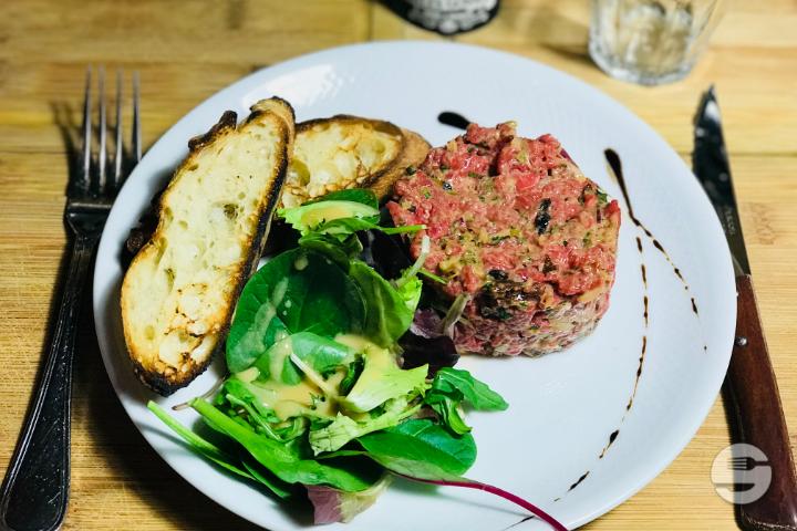 Beef Tartare the Italian Way - Les Sales Gosses