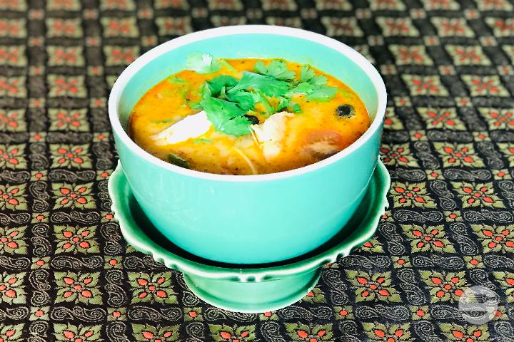 1. Shrimps Soup with Lemon Grass - Lanna Thaï