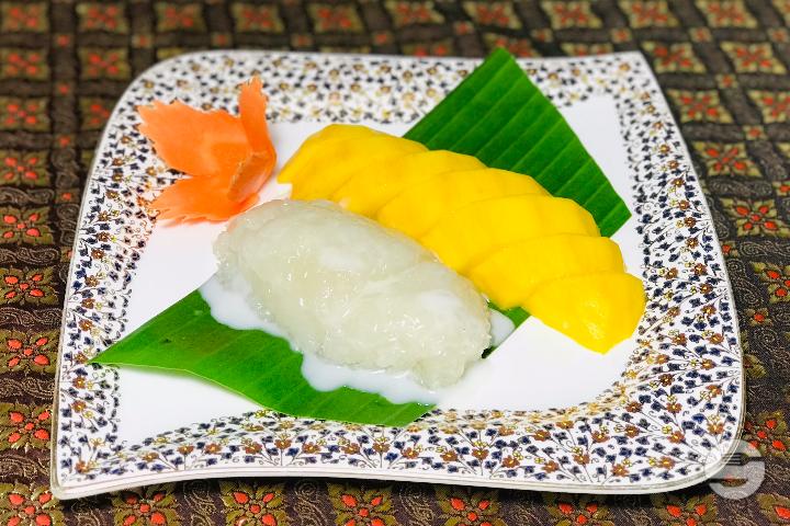Fresh mango with glutinous rice - Lanna Thaï