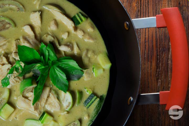 Green Curry - Akiko Bao Burger