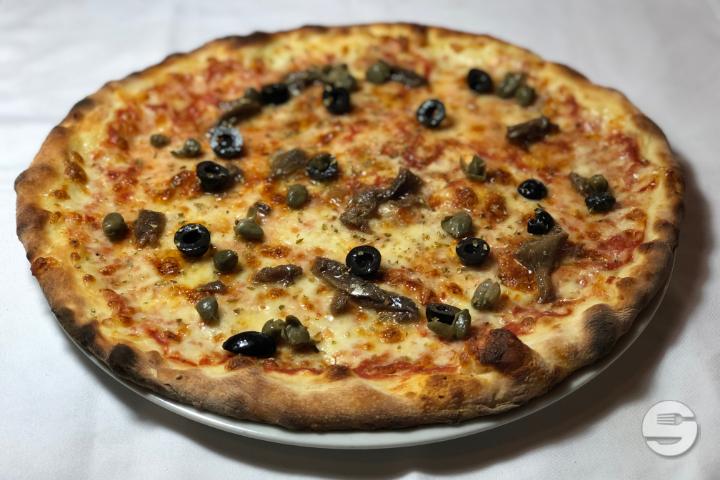 Napoletana - Cool Restaurant Burger & Pizza
