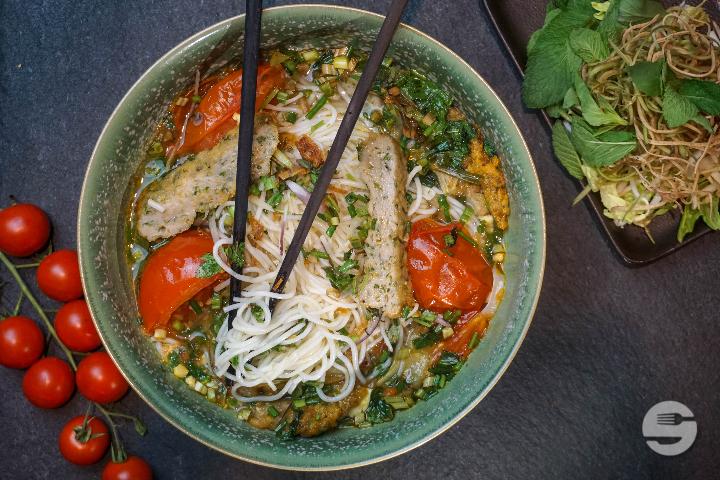 Fish Cake Noodle Soup - Asiaway