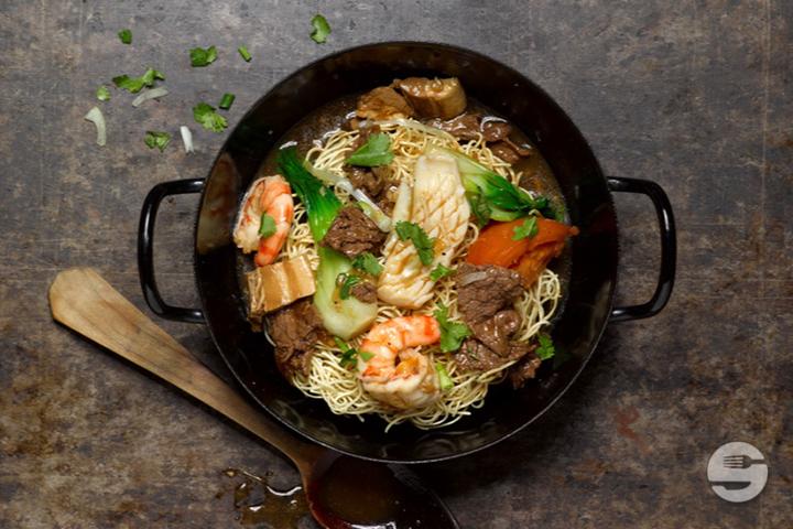 Crispy Deep-Fried Egg Noodles with - Asiaway