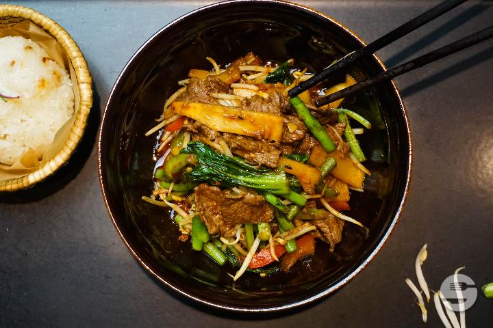 66. Beef Chop Suey (pikant) - Asiaway