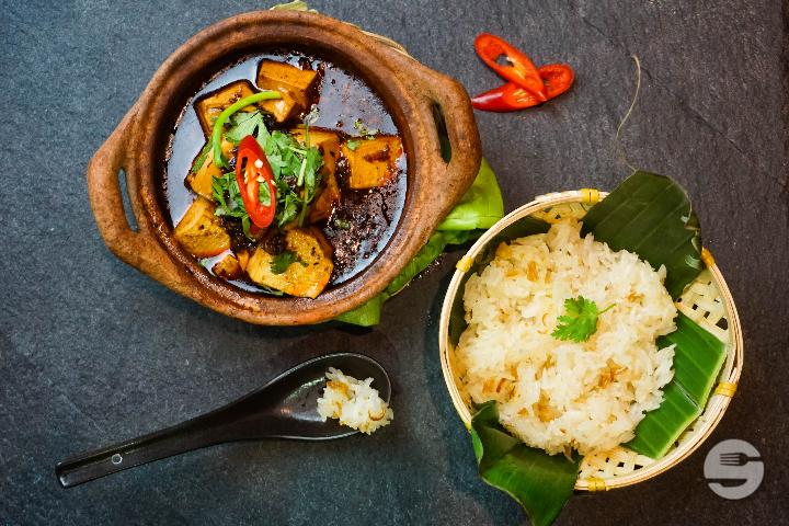 69. Szechuan Style Ma-Po Tofu in Claypot (pikant) - Asiaway
