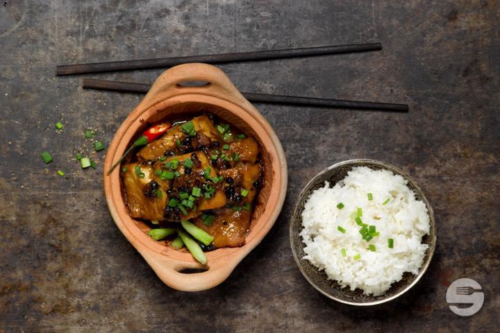 79. Vietnamese Caramelized Fish in Claypot - Asiaway