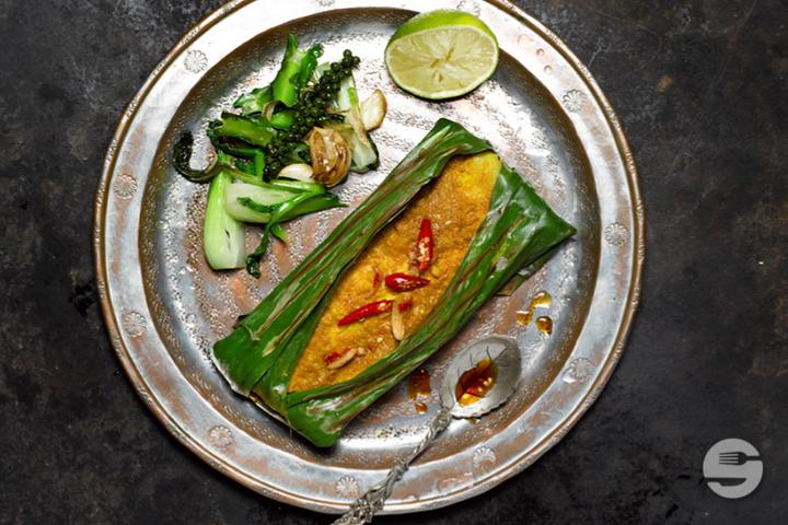 85. Grilled Sea Bass Fillet with fresh Lemongrass marinade in Banana Leaf - Asiaway