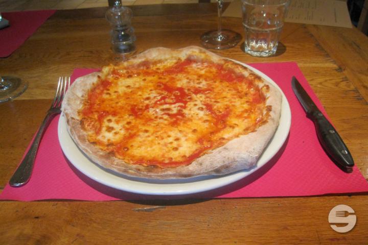 Pizza Margherita - Restaurant La Forêt