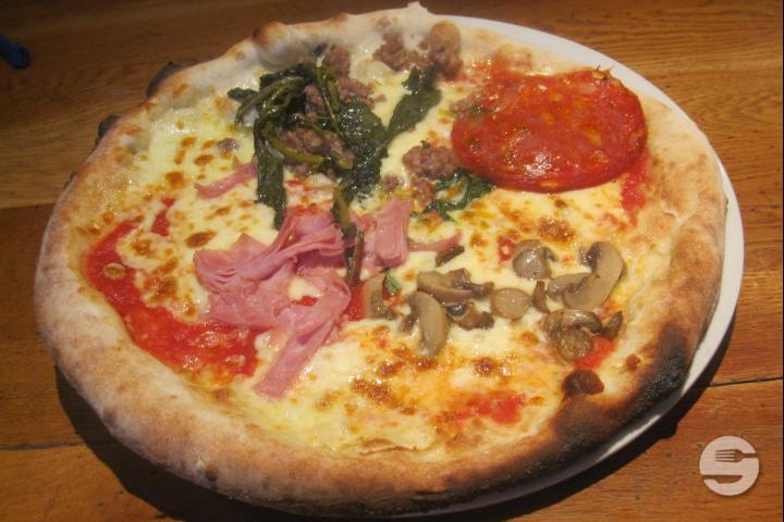 Pizza 4 Stagioni - Restaurant La Forêt