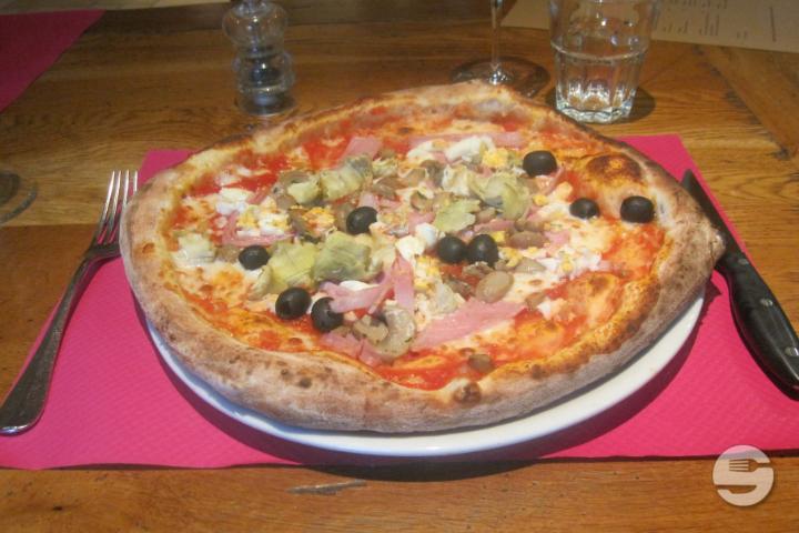Pizza Capriciosa - Restaurant La Forêt
