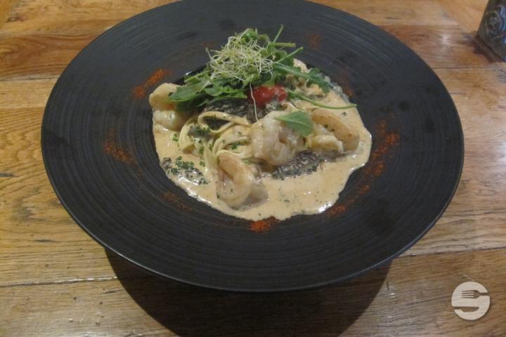 Tagliatelle fraîche aux morilles et crevettes - Restaurant La Forêt