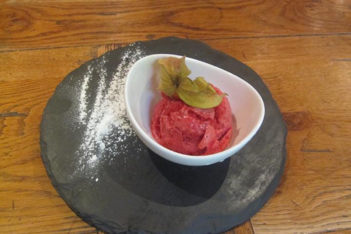 Glace Framboise & Fraise - Restaurant La Forêt