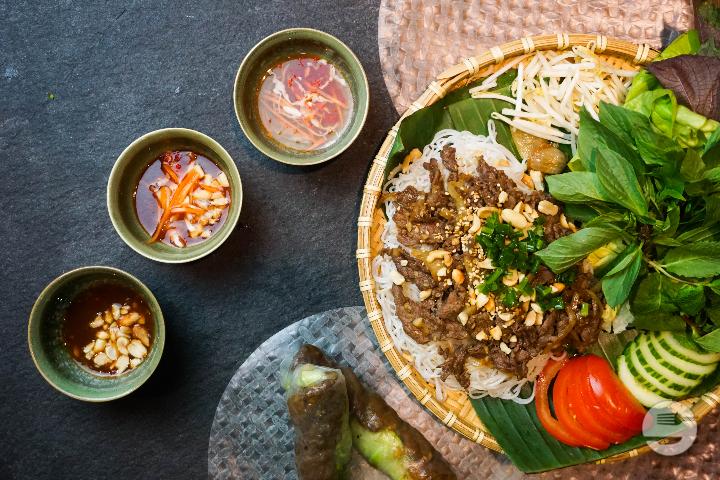Roll-It-Yourself Fresh Rolls with Side Dish of your Choice - Asiaway