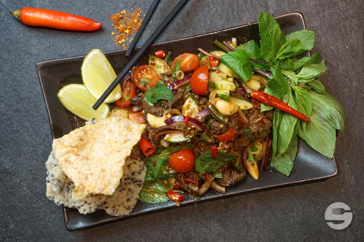 Spicy Grilled Beef Salad (spicy) - Asiaway
