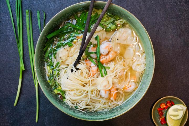 Wonton Egg Noodle Soup - Asiaway
