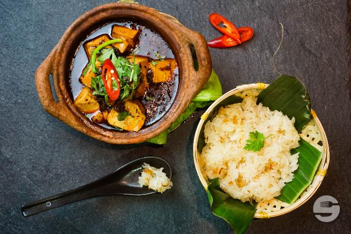 Szechuan Style Ma-Po Tofu in Claypot (Spicy) - Asiaway