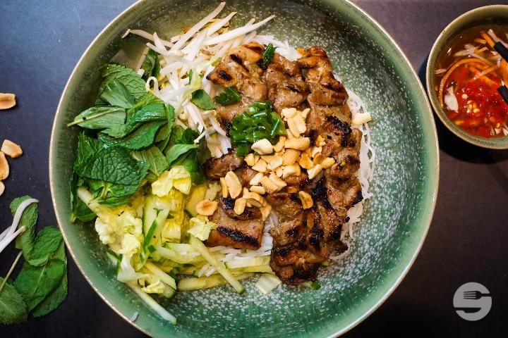 Grilled Pork Skewer with Sticky Rice - Asiaway