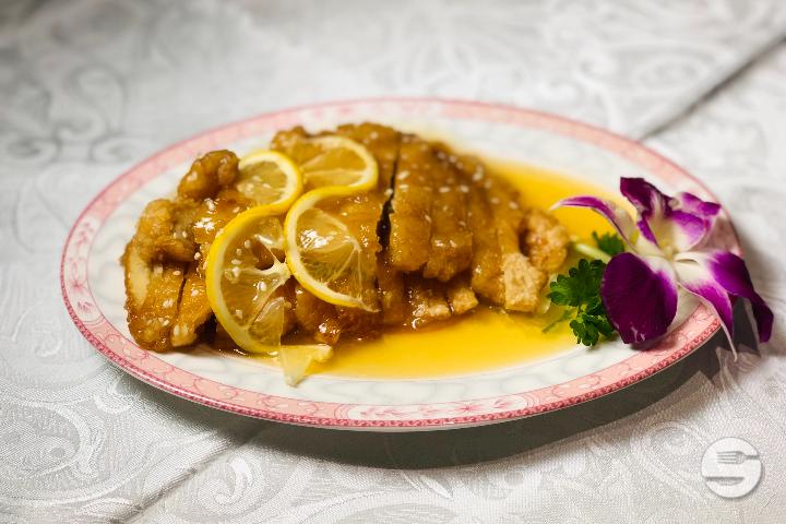 P02 Chicken with Lemon - Le Fleuve d'Or
