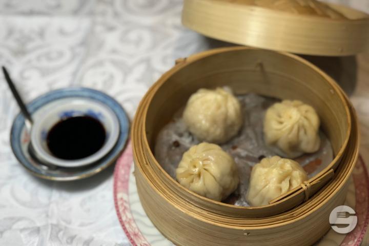 27. Steamed Chinese "Xiao Long Bao" - Le Fleuve d'Or