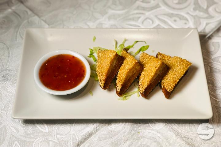 29. Shrimps and Sesame Toast - Le Fleuve d'Or