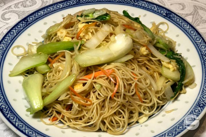 R01 Sautéed Noodle with Vegetables - Le Fleuve d'Or