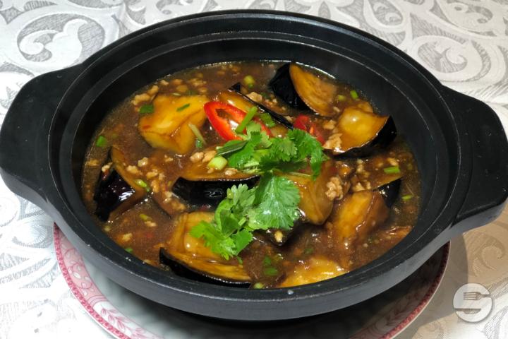 L02 Eggplant with Salt and Pepper - Le Fleuve d'Or