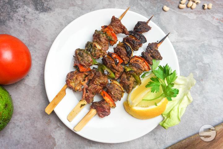Skewers Beef with Garnish of your Choice - Africana