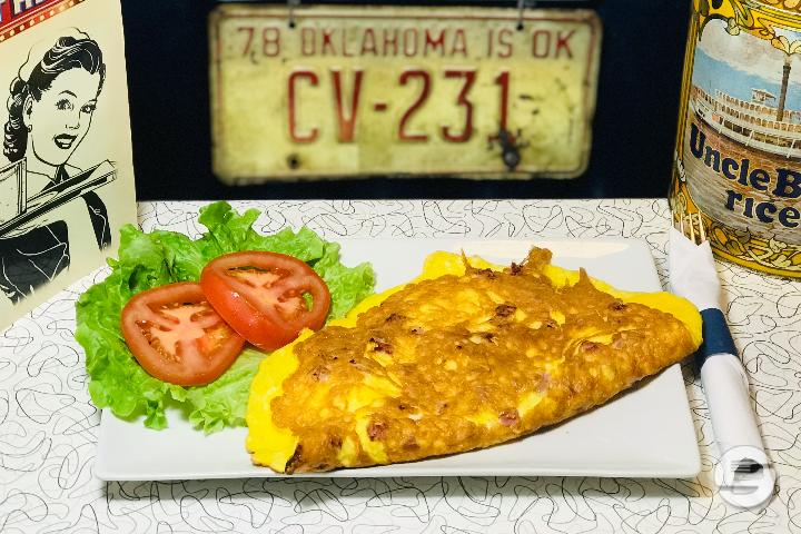 Omelette Jambon Fromage - Happy Days Diner