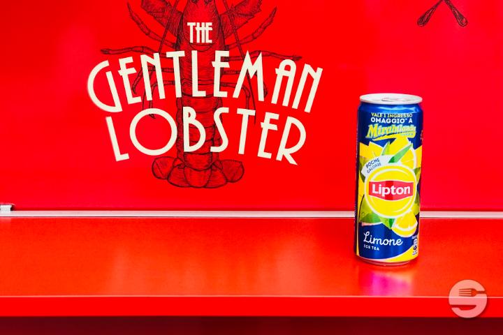 Lipton lemon - The Gentleman Lobster - Simon Goulart