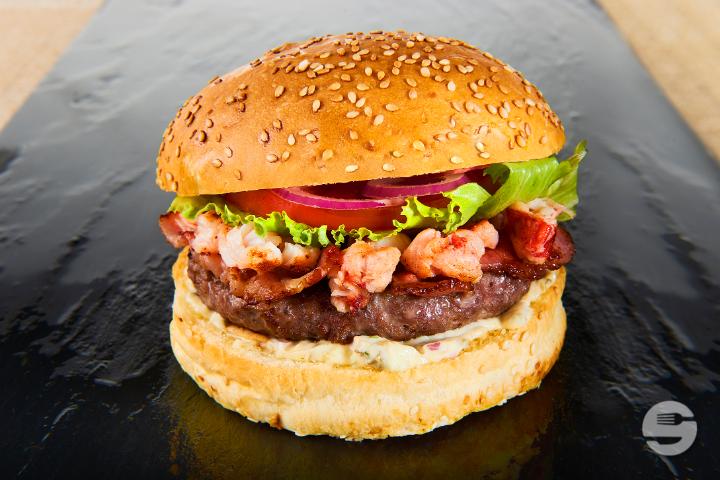 Le Lobster and Beef Burger - The Gentleman Lobster - Pré l'Evêque