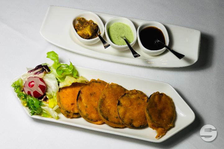 Baigan Pakoras - Le Safran