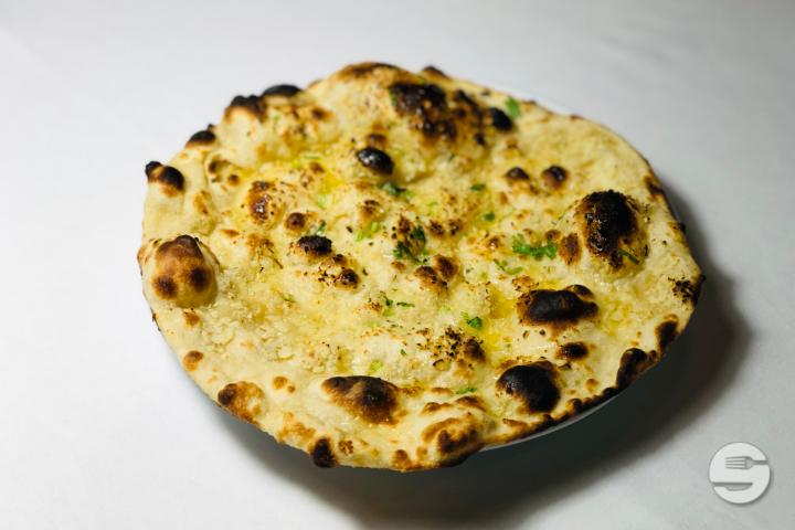 Garlic Naan - Le Safran