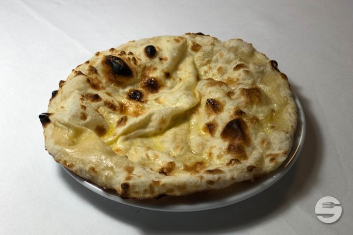 Cheese Naan - Le Safran